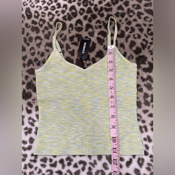 Express Body Contour Ribbed Sweetheart Cami Tank Top in Space Dye Green Small - Picture 16 of 17